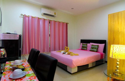 Nong Ya Plong Hotel | ฺBokkhorani resort
