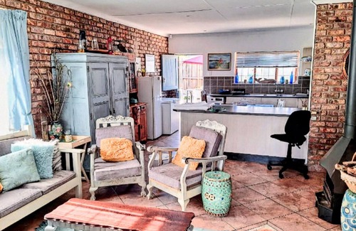 Boknes Strand House | Boknesstrand Beachy Charm: Mermaids Cottage Near Shore & Shops.