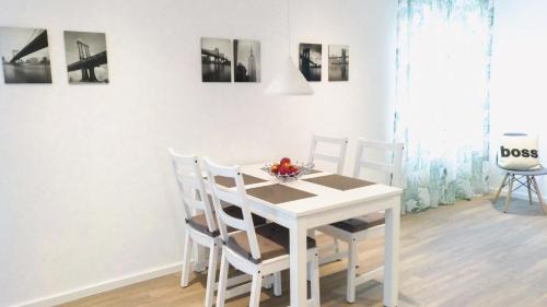 Rust Apartment | Boland Apartments
