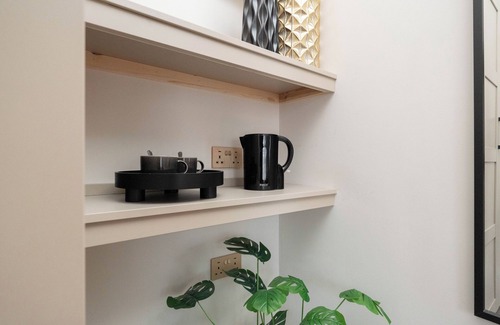 Hope Street Apartment | Bold St | Fireplace | 1 Min to Liverpool Central Station