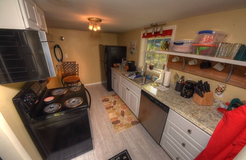 Skyland House | Bold Stream/Waterfall/Fire Pit/Gas Grill/Screened Porch-close to Lake Lure, AVL