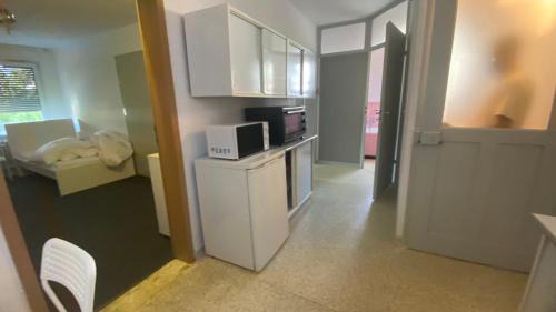 Ludwigshafen-Mundenheim Apartment | Bolt & Break WHG 3