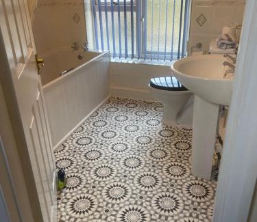 Whitby House | Bolthole Cottage