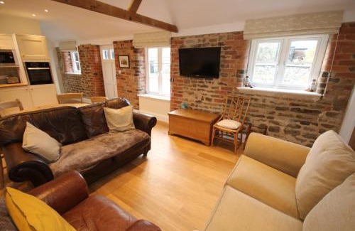 Oakham House | Bolton's Cottage