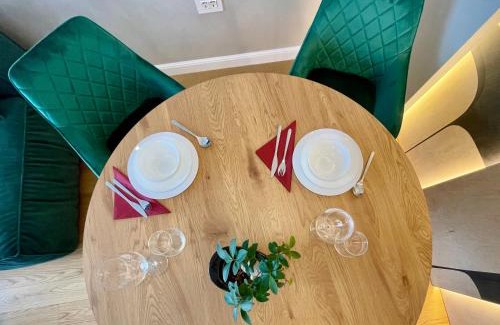 Vitan Apartment | Boma Central