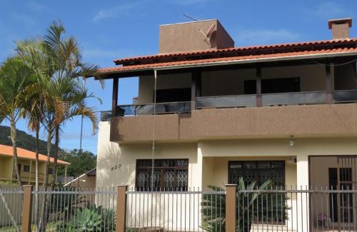 Centro Apartment | Bombinhas Brasil Residence II Guest House no Centro