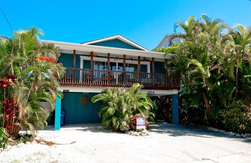Anna Maria House | BON AMI - 804 N Bay