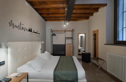 Old Town House | Bonacolsi Collection, MantegnaHotels
