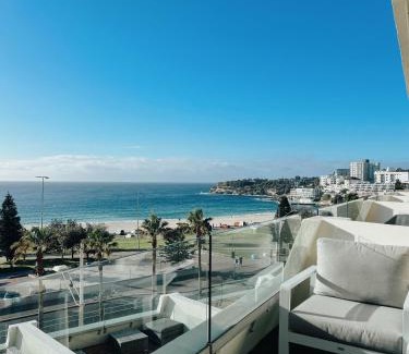 Bondi Beach Apartment | Bondi Beach Waves 2 Beachfront Apartment