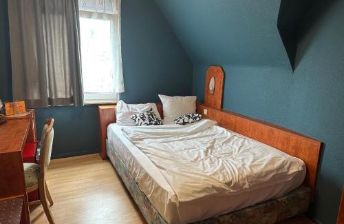 Lebenstedt Hotel | Bone To