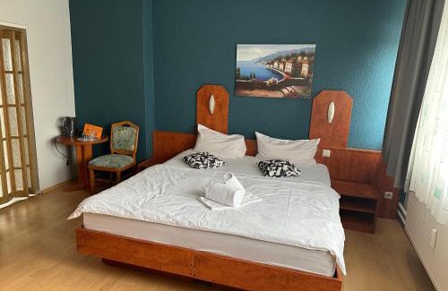 Lebenstedt Hotel | Bone To