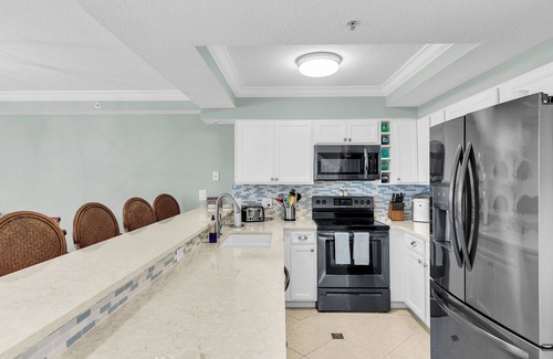 Marathon House | Bonefish Yacht Club: 3 BR, 3 BA Townhouse in Marathon, Sleeps 6