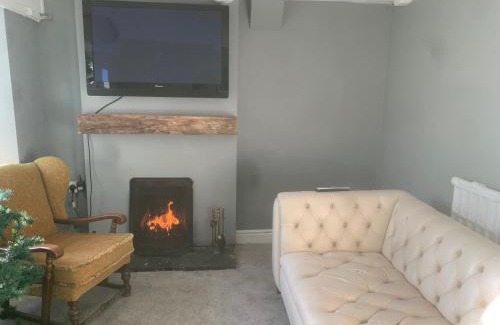 Hopwas House | Bonehill Farmhouse