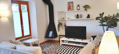 Err Apartment | Bonita Planta baja en Err con wifi
