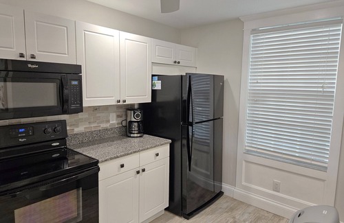 Bonita Shores Condo | Bonita Springs/Naples Florida condo, 5-mins from the beach, with lake view!