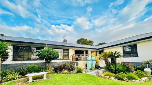 Trawal House | Bonita Vista Plattekloof