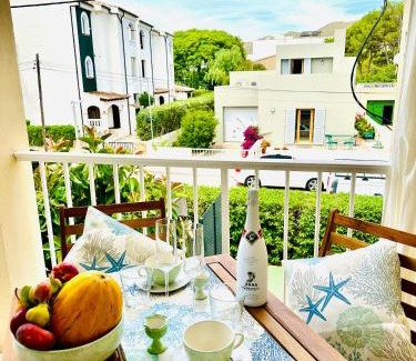Puerto de Pollensa Apartment | Bonito apartamento con piscina a 50 metros de la playa!