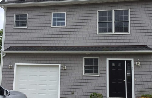 Bonnet Shores House | Bonnet Shores, Rhode Island Summer Rental, Great Waterviews, Walk To Kelly Beach