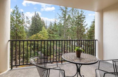 North Bonneville Hotel | Bonneville Hot Springs Resort & Spa