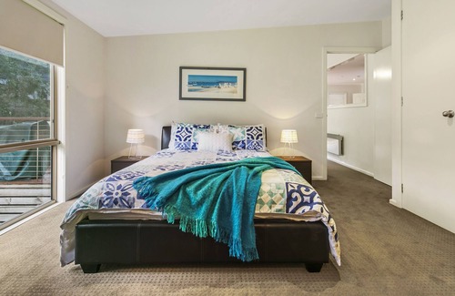 Blairgowrie House | Bonnie Blairgowrie - Short walk to beach & shops