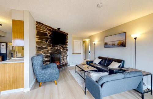 Bay City House | Bonnie's Bayview Beach House