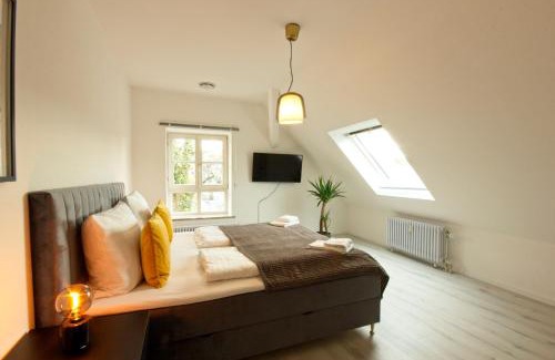 Loerrach Apartment | Bonnystay Lörrach Designer Apartment, mitten in Lörrach 111 qm