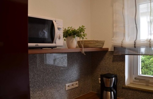 Bad Pyrmont Apartment | Bonsai-Apartment II - Apartment II, shower, toilet (bookable)