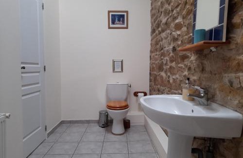 Barenton House | Bonsentier