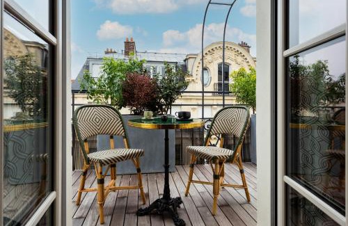 6th Arrondissement Hotel | Bonsoir Madame