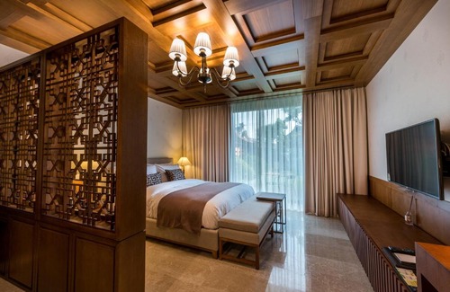 Gahoe-dong Hotel | Bonum 1957 Hanok and Boutique
