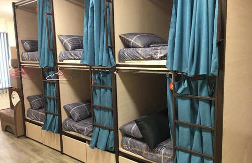 Kentron Hotel | Bonvenon capsule Hostel