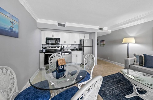 Sandestin Condo | Book 3 Nights Get 4th Free* Full Kitchen Studio*On Beach* Family Friendly Condo!