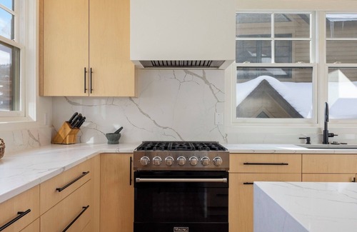 Saddle Ridge House | Book a Summer Stay Today! Ski-in, Ski-out Townhome with Private Hot Tub and Fireplace!