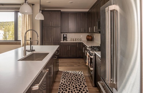 Big Sky Condo | Book a Winter Getaway Today! New Build Mountain Condo with Fireplace!