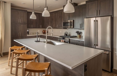 Big Sky Condo | Book a Winter Getaway Today! New Build Mountain Condo with Fireplace!