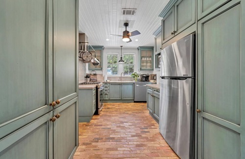 Grayton Beach House | 🦩Book Me Baby! Lollygag with Private Pool🦩