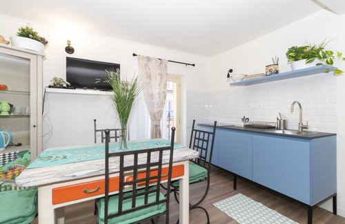 Borgo Dora Apartment | BOOK NOW! Borgo Dora Artistic Apartment x3