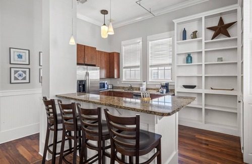 Seaside House | Book Now for a Fall Getaway! 30A Beaches! Seaside Town Square! 2 Adult Bikes!