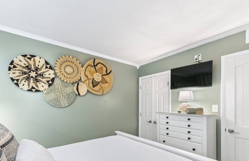 Fort Morgan Condo | Book Now for August-October! Less crowds!