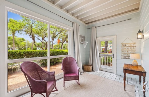 Watercolor Condo | Book Now for Fall Stays! Park District - Park Views - Sonos System! Fully Renovated in 2022!