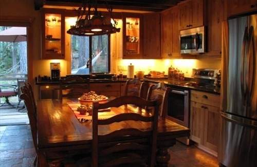 Black Butte Ranch Cabin | Book now for Summer! Black Butte Ranch Updated Big Meadow Fairway Cabin.