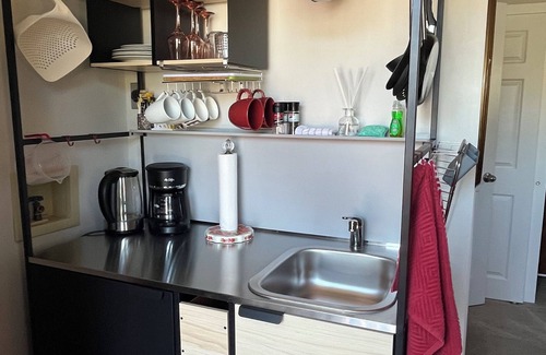 Riverview House | Book one week or more and get 10% discountnStylish 2 BR Suite in West Seattle!n