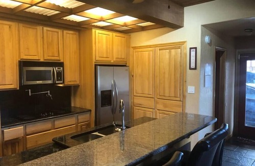 Lawton Villa | Book the Lodge-Pool-hot tub 4 king,14 bed, dine 24