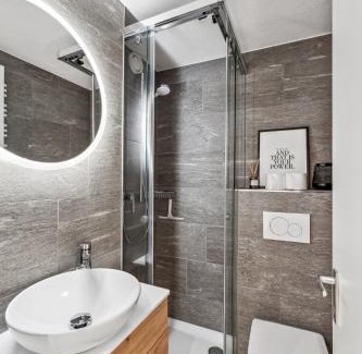 Arosa Apartment | book2stay - Kuscheliges Alpin-Studio mit Schwimmbad