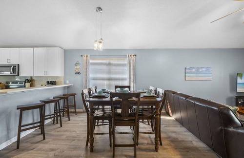 Miramar Beach House | Booking now for 2025! Beach Access ~ Private Heated Pool ~ Renovated