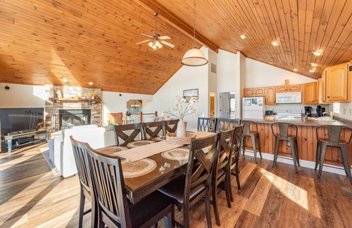 Swanton House | Boone's Trail: Lake Access, Hot Tub, Fire Pit!