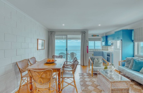 Yamba Apartment | Boorolong 2 | Beachfront Bliss