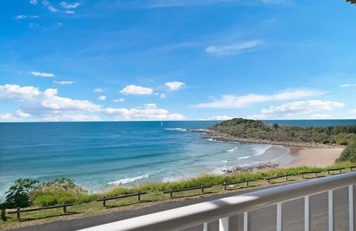 Yamba Apartment | Boorolong 3 - Million dollar views on a budget