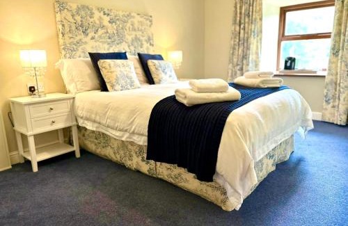 Barnoldswick House | Booth House