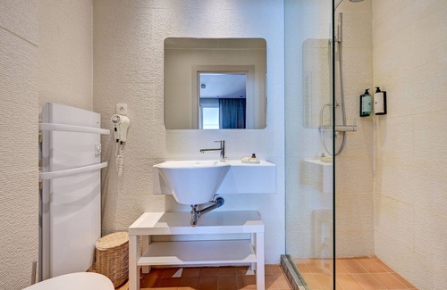 Toulon - Hyeres Hotel | Bor Hôtel & Restaurant - Plage privée